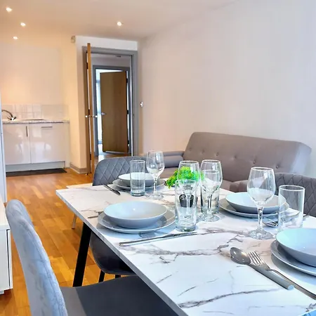 公寓 Centre 2-bed - Location Near Shops And Museums *