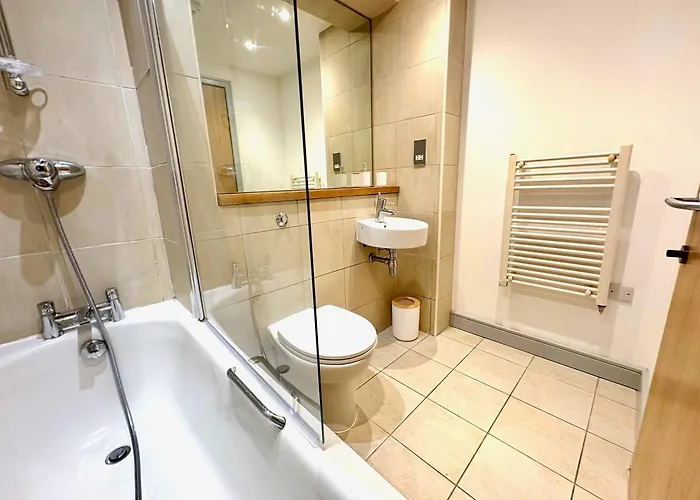 City Centre 2 Bed Flat With Disable Access 2 Bath Flat - Balcony And View 约克